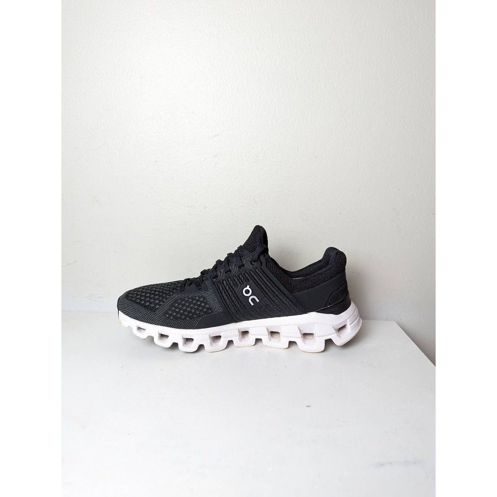 On Running Black and White Athletic Shoes - Picture 6 of 10